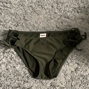 target side tie bikini bottoms